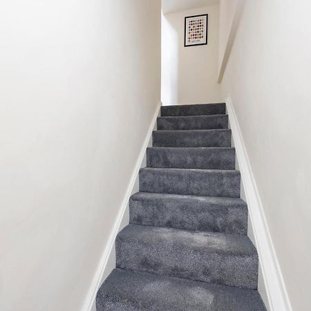 2 Bedroom Apartment On Peebles High Street Ngoại thất bức ảnh