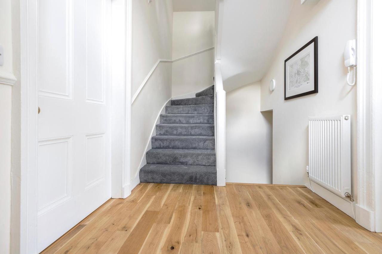 2 Bedroom Apartment On Peebles High Street Ngoại thất bức ảnh